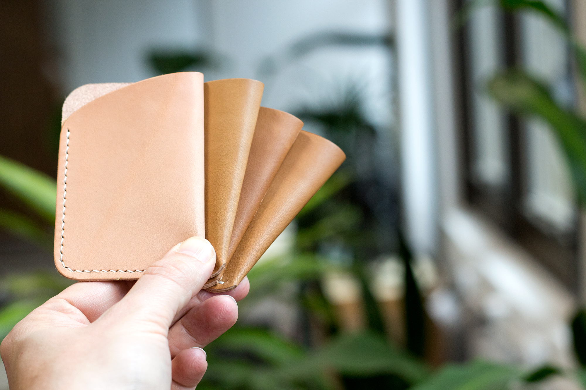 Can You Dye Leather With Instant Coffee? | MAKESUPPLY